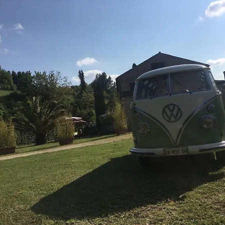 Bed and Breakfast Affitta Il Pettirosso Φέρμο