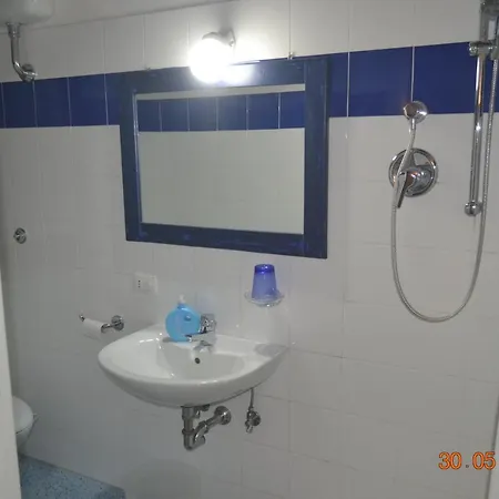 Affitta Il Pettirosso 3* Φέρμο