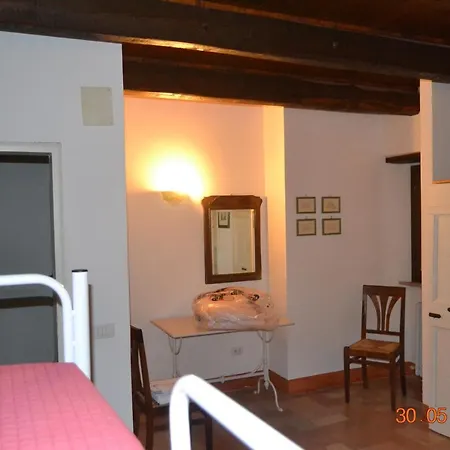 Affitta Il Pettirosso 3*