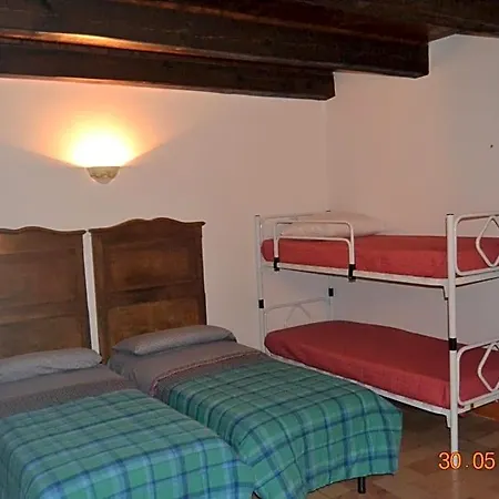 Affitta Il Pettirosso 3*